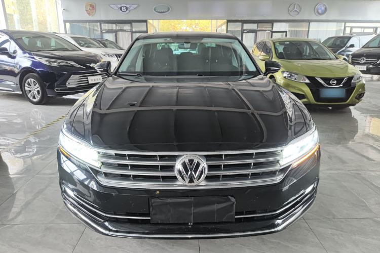 Used Volkswagen Phideon 2019 380TSI Two-Wheel Drive Business Edition China VI Standard