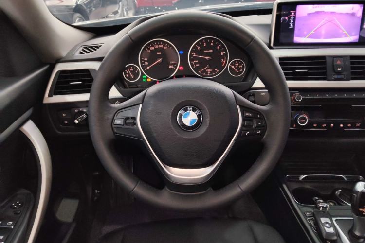 Used BMW 3 Series GT 2017 320i Sport Edition
