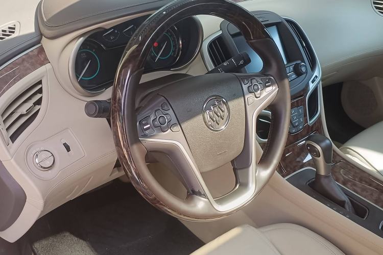 Used Buick LaCrosse 2013 2.4L SIDI Elite Comfort Version
