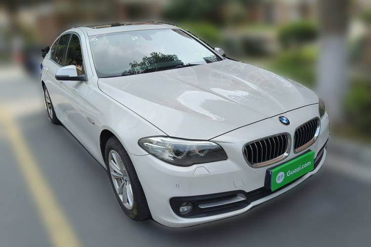 Used BMW 5 Series 2015 520i Elegant Edition
