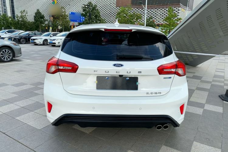 Used Ford Focus 2021 Hatchback EcoBoost 180 Automatic Titanium Edition
