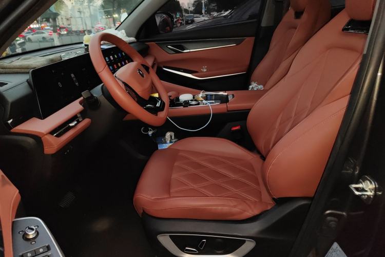 Used Changan CS75 PLUS 2023 3rd Generation 1.5T Automatic Prestige Model
