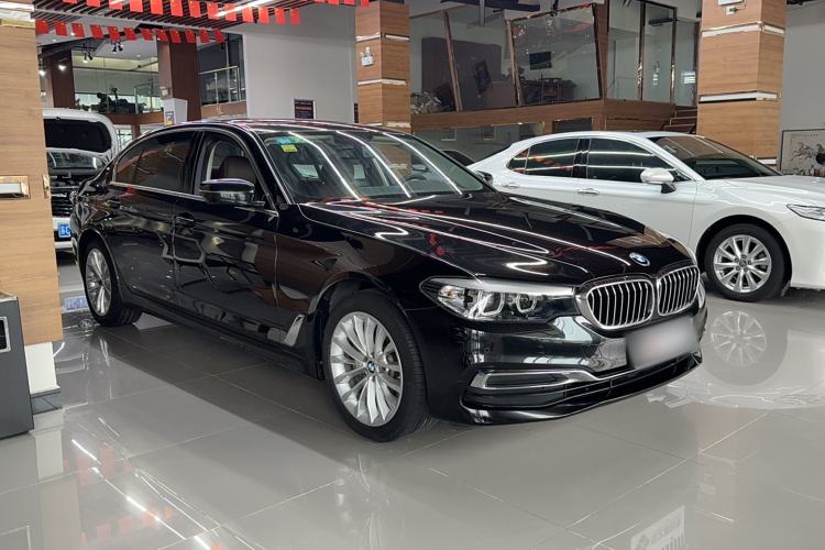 Used BMW 5 Series 2020 525Li Luxury Package
