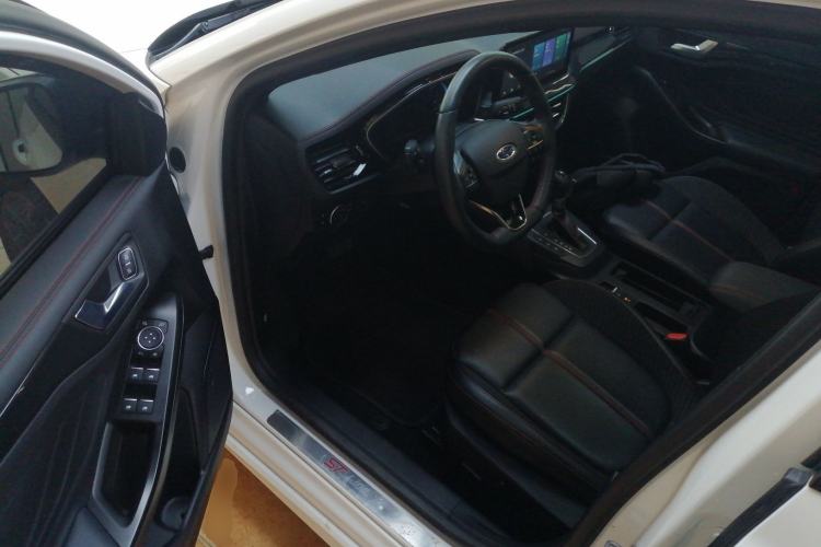 Used Ford Focus 2022 Sedan EcoBoost 180 Automatic ST Line
