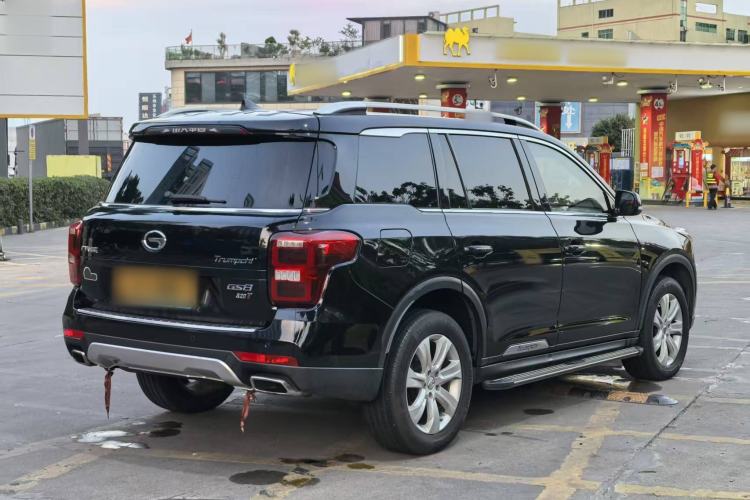 Used GAC Trumpchi GS8 2017 320T Two-Wheel Drive Luxury Edition (7 Seats)
