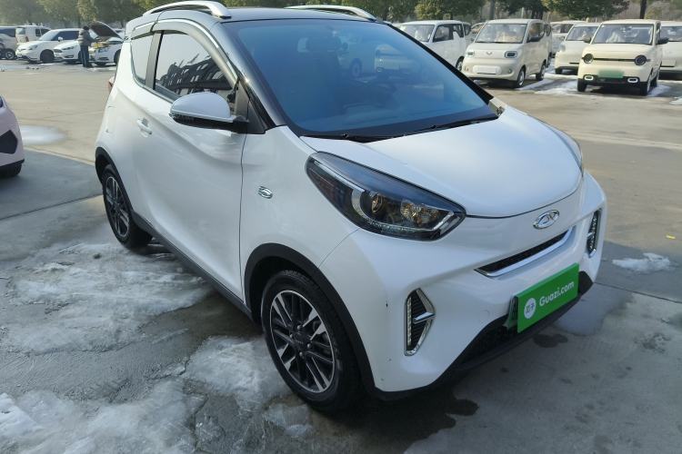 Used Chery Little Ant 2022 Sweet Pink Edition Full Sugar Version Lithium Iron Phosphate 29.2 kWh 30 kW 301 km