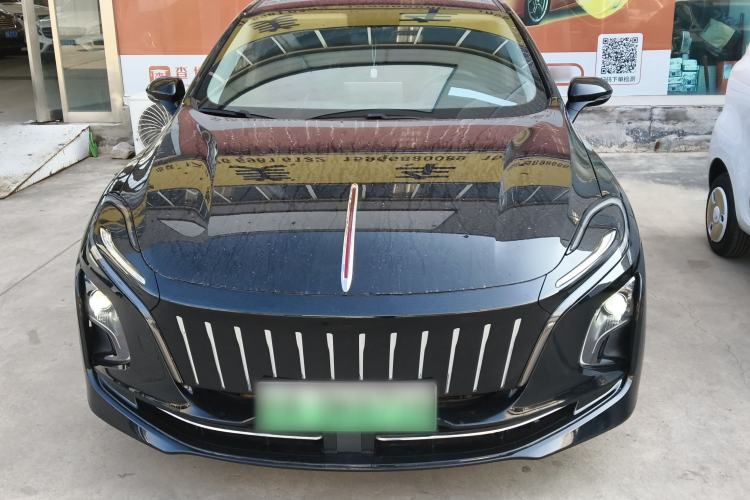 Used Hongqi E-QM5 2023 Base Travel Edition
