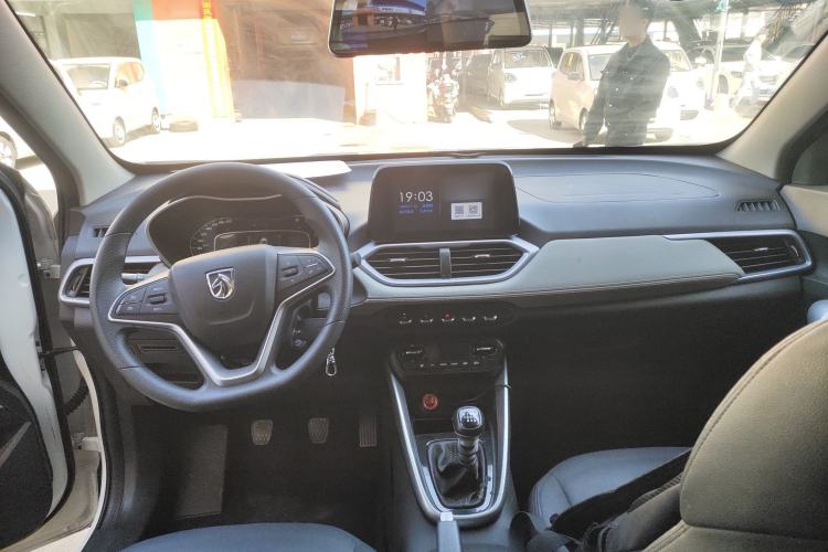 Used Baojun 510 2019 1.5L Manual Enjoyment Model 77kW China VI Emission Standard