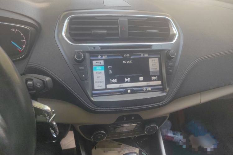 Used Ford Escort 2015 1.5L Automatic Fashion Model