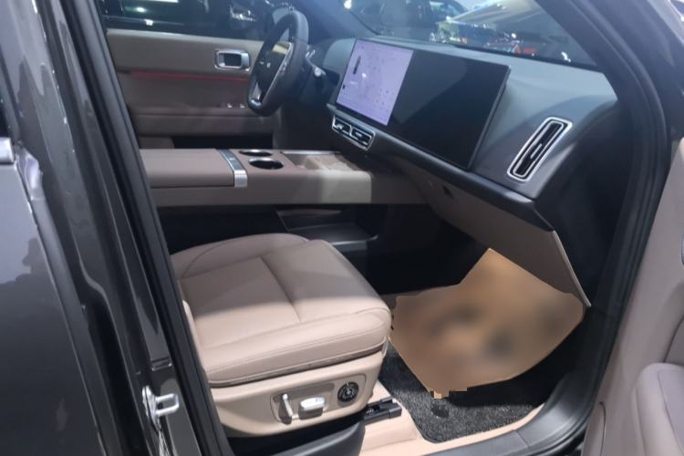 Used Li Auto L6 2025 Pro Smart Refresh Edition
