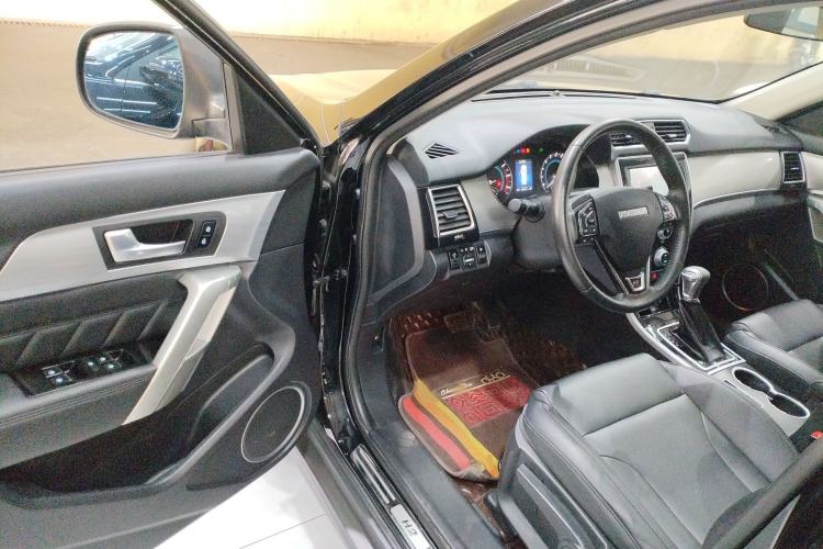 Used Haval H2 2016 Red-Label 1.5T Automatic Two-Wheel Drive Luxury Model
