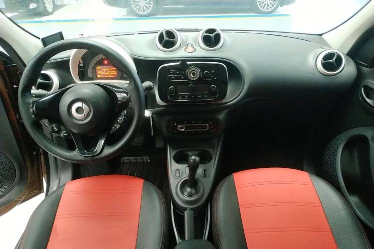 Used  forfour 2016 1.0L 52 kW Dynamic Edition
