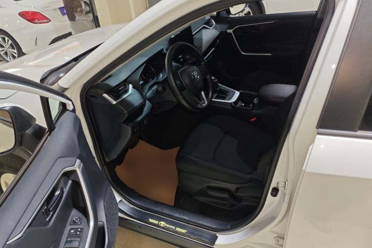 Used Toyota RAV4 2023 2.0L CVT Two-Wheel Drive Urban Edition
