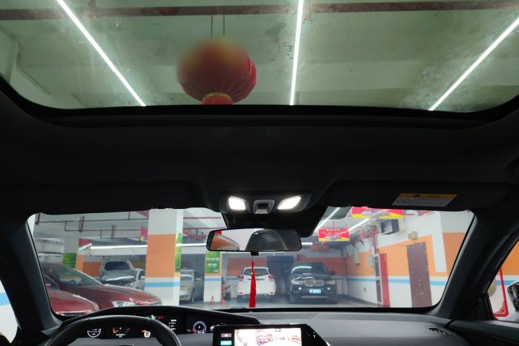 Used Changan UNI-V 2022 2.0T Leading-Speed Edition
