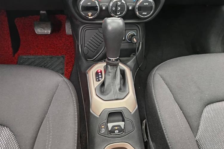 Used  Renegade 2016 1.4T Automatic Jingneng Version+
