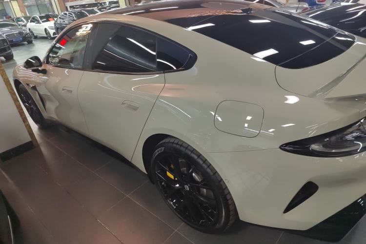 Used  SU7 2024 Four-Wheel Drive Ultra-Long Range Advanced Intelligent Driving Max Edition
