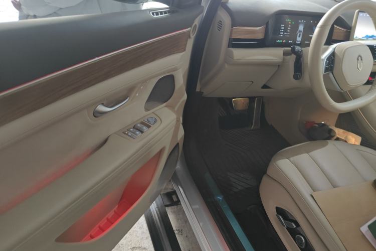 Used Hima AITO M7 2024 1.5T Intelligent Driving Rear-Drive Max Edition 6 Seats