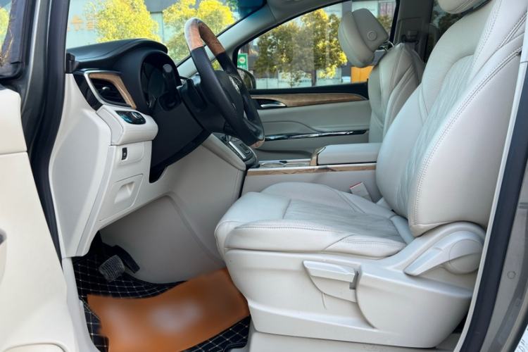 Used Buick GL8 2018 ES 28T Comfort Model China VI Standard
