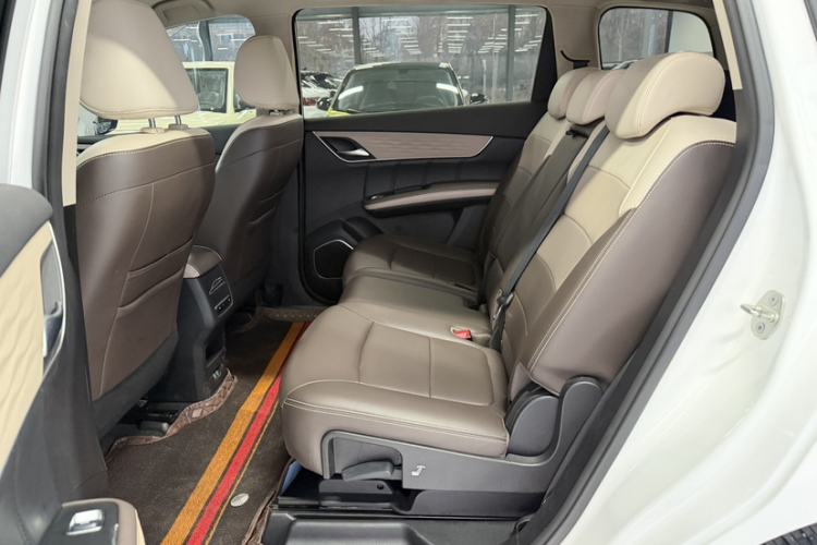 Used BYD Song MAX New Energy 2022 DM-i 105KM Flagship Model
