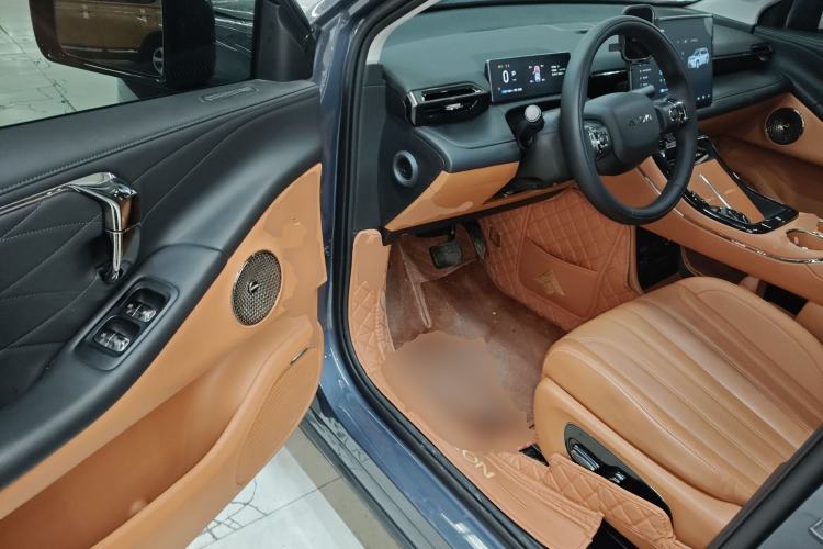 Used AION V 2024 Aion Tyrannosaurus 520 Smart Luxury Edition