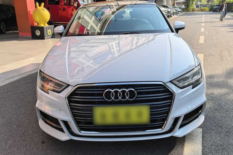 Used Audi A3 2019 Limousine 35 TFSI Fashion Edition China VI Emission Standard
