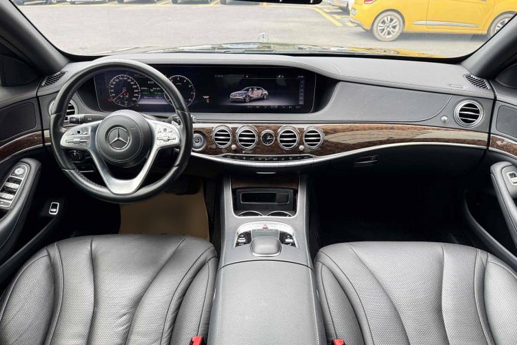 Used Mercedes-Benz S-Class 2019 S 320 L
