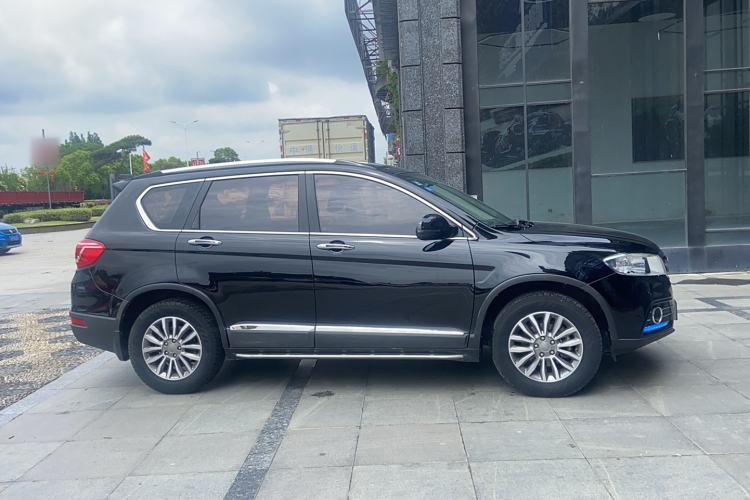 Used Haval H6 2015 Sport Edition 1.5T Automatic Two-Wheel Drive Luxury Model
