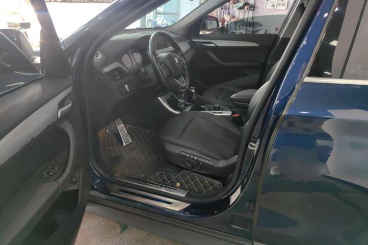 Used BMW X1 2018 sDrive20Li Leading Model
