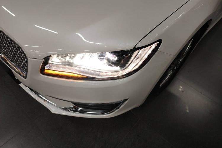 Used Lincoln MKZ 2018 2.0T Premium Edition
