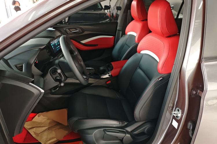 Used MG 5 2021 Revised Version 180 DVVT CVT Youth Luxury Edition
