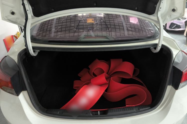 Used Hyundai Elantra (5th Generation / Langdong) 2016 1.6L Automatic Smart Version
