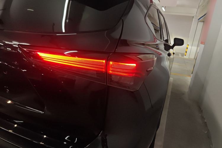 Used Toyota Crown Land Cruiser 2024 2.5L HEV Four-Wheel Drive Premium Edition
