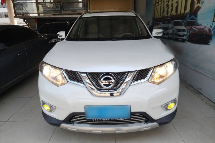 Used Nissan X-Trail 2015 2.0L CVT Comfort MAX Edition 2WD
