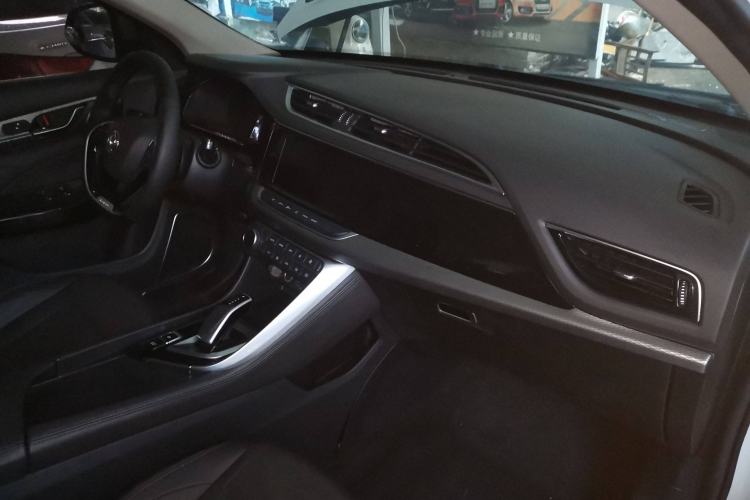 Used Dongfeng Aeolus AX7 2020 1.6T Automatic AI Navigation Model China VI Standard