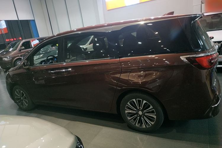 Used Buick GL8 2022 ES Land Cruiser 653T Luxury Model