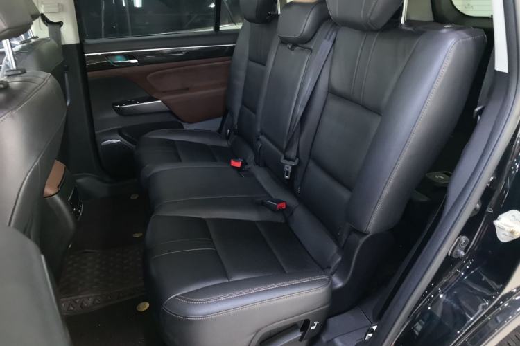 Used GAC Trumpchi GS8 2017 320T Two-Wheel Drive Luxury Smart Connectivity Version (7 Seats)