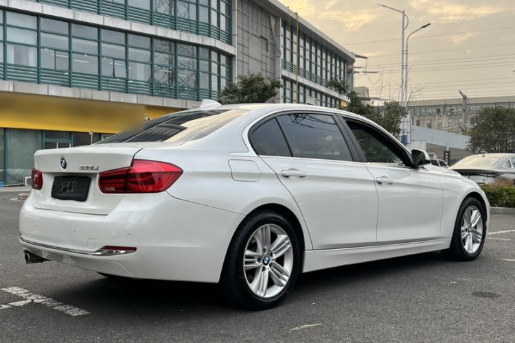 Used BMW 3 Series 2016 320Li Ambition Model