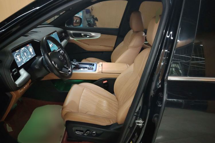 Used GAC Trumpchi GS8 2024 Linghang Series 2.0 TGDI Two-Wheel Drive Luxury Smart Connectivity Version