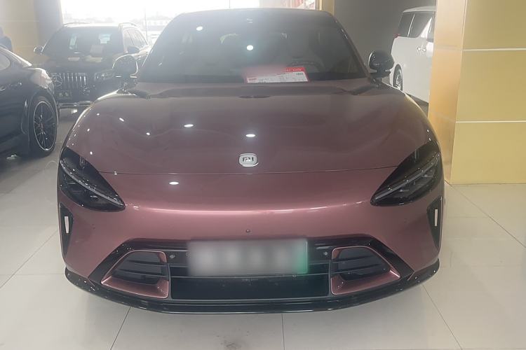 Used  YU7 2025 Ultra-Long Range High-Performance All-Wheel-Drive Max Edition
