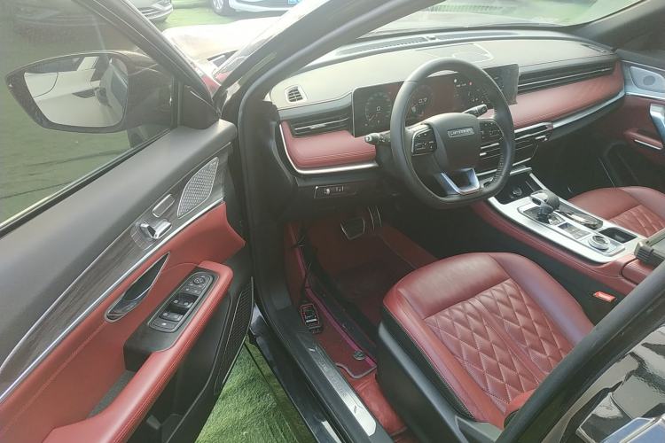 Used JETOUR X70 PLUS 2023 1.5T DCT Brave PLUS 5-Seater
