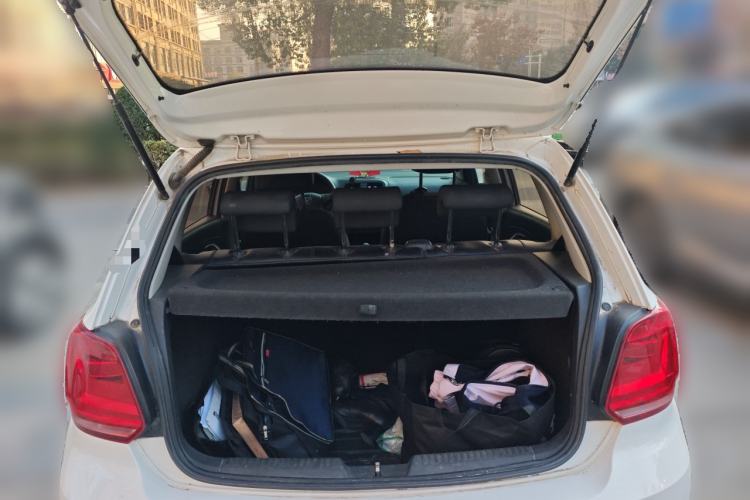 Used Volkswagen Polo 2016 1.4L Manual Fashion Model
