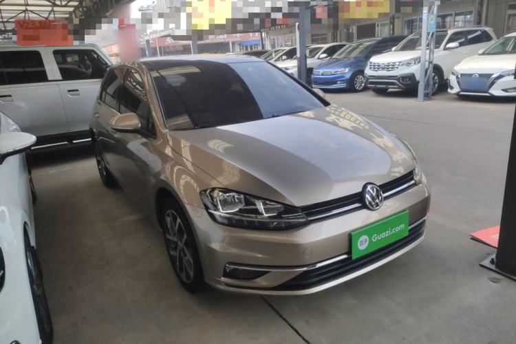 Used Volkswagen Golf 2018 230TSI Automatic Luxury Version
