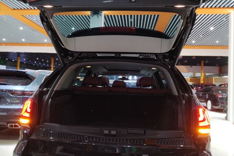 Used BMW X5 2016 xDrive35i parallel import
