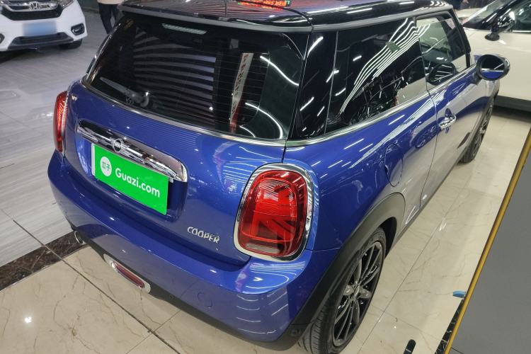 Used  MINI 2018 1.5T COOPER Artist
