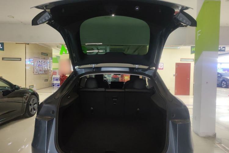 Used Tesla Model Y 2025 Rear-Wheel Drive First Edition
