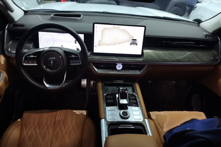 Used Tank 500 New Energy 2023 Hi4-T
