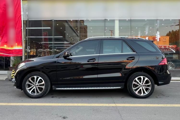 Used Mercedes-Benz GLE 2017 GLE 320 4MATIC Dynamic Model
