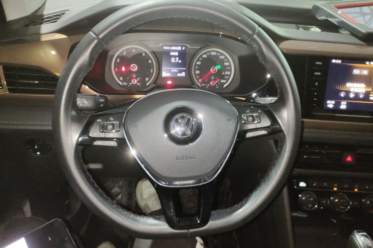 Used Volkswagen Tharu 2020 280TSI Two-Wheel Drive Luxury Edition China VI Standard
