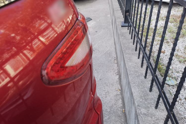 Used HYOSOW H2 2015 1.5L AMT Prestige Version BJ415C
