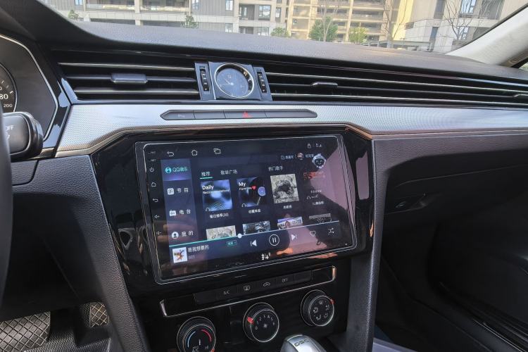 Used Volkswagen Magotan 2018 330TSI DSG Advanced Model
